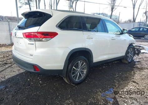 2019 Toyota Highlander Hybrid Xle z USA, uszkodzony, nr VIN 5TDJGRFH2KS073386